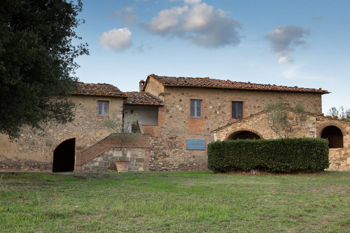 Podere Sangiovese, Pool and View in Chianti - Podere Umiliati in Lilliano, Castellina in Chianti