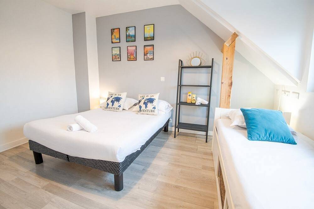 Apartamento entero, Escapade-Room with shared bathroom in Tours, Región de Tours