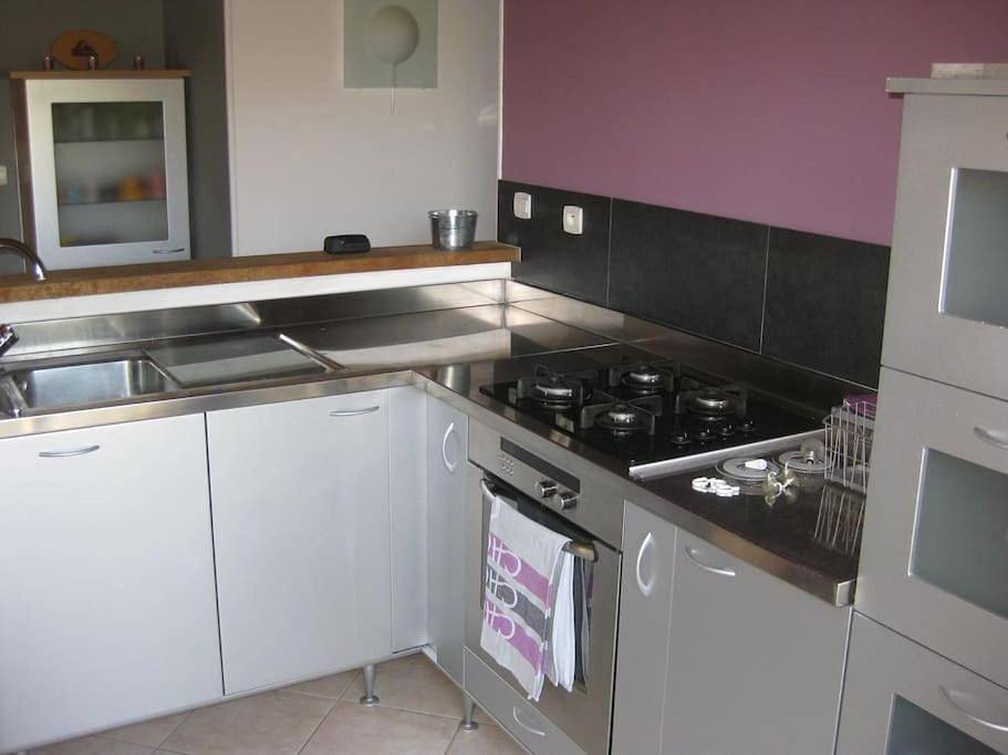 Appartement entier, One-Bedroom Apartment in Boussy, Région d'Annecy