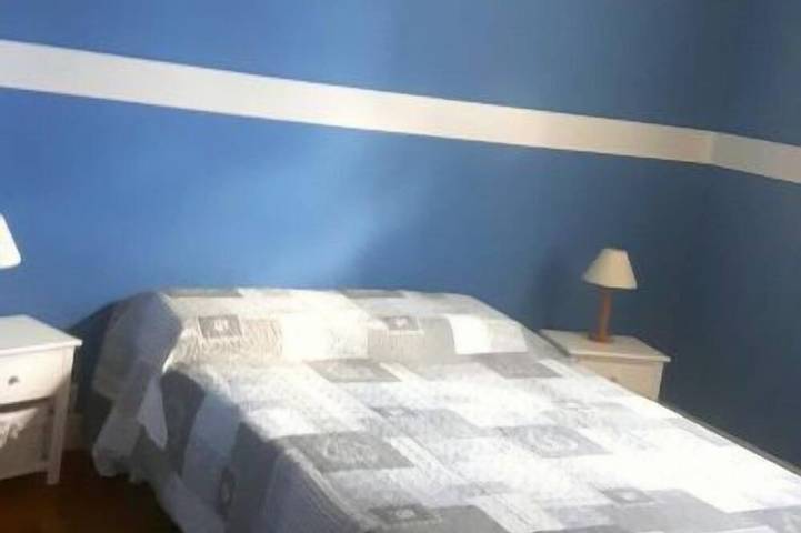 Location de vacances pour 8 personnes, avec terrasse ainsi que jardin et piscine à Maurs - 4