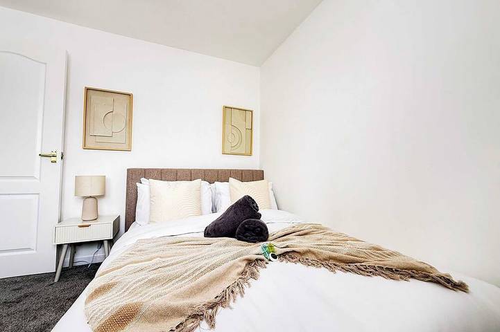 Spacious 3 Bed Near Gatwick, Ideal for groups in Crawley, Sussex de l'Ouest