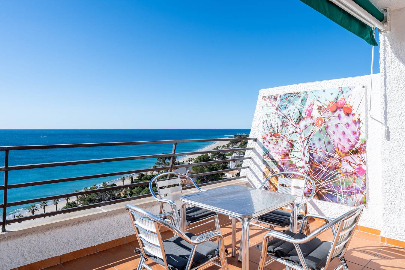 Apartamento entero, Apartamento 'Riela - Baia Palas I' con vistas al mar, Wi-Fi y aire acondicionado in Miami Playa, Costa Dorada