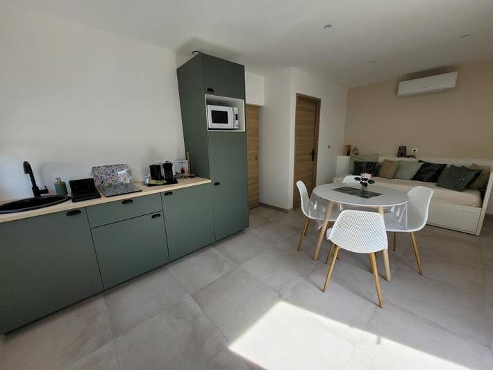 Gîte pour 4 personnes, avec Terrasse à Châteauneuf-les-Martigues - 3