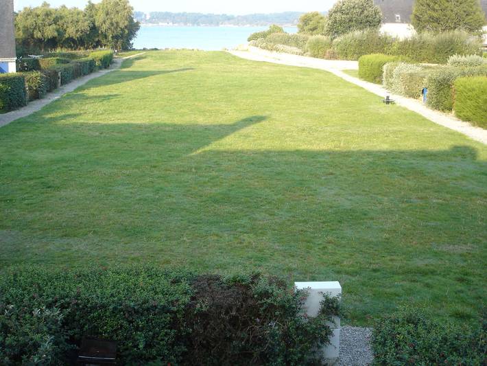 Gîte pour 4 personnes, avec jardin dans Plage de Locmiquel