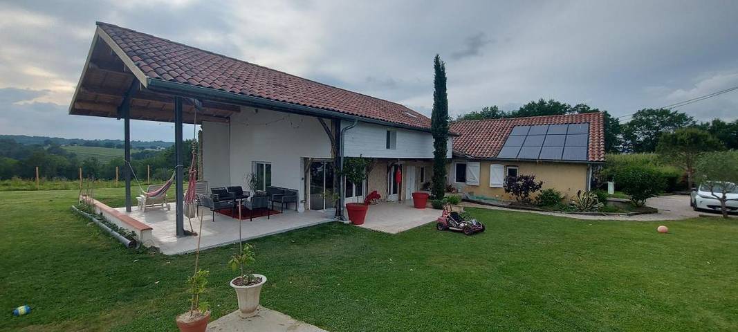 Villa pour 10 personnes, avec jardin ainsi que vue et piscine dans le Gers - 3