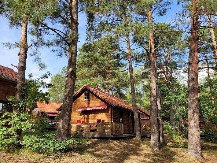 Bungalow für 5 Personen, mit Terrasse und Garten