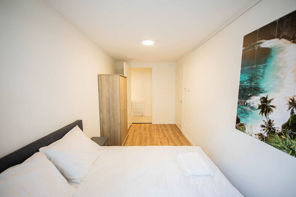 Entire apartment, Elegant Escape 1Bdr Apartment Prh in Rotterdam, South Holland