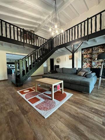 Gîte pour 12 personnes, avec terrasse et vue, animaux acceptés à Le Vernet