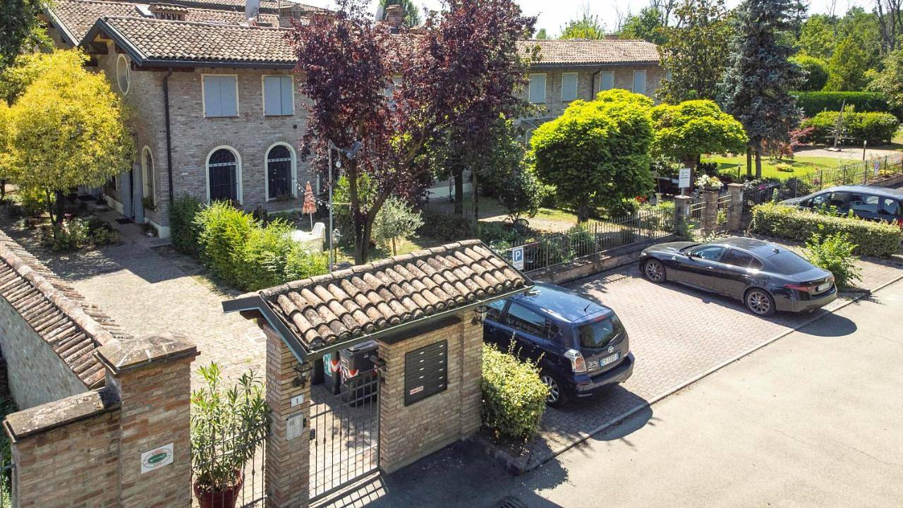 Residence Antico Borgo in Modena, Modena Provinz