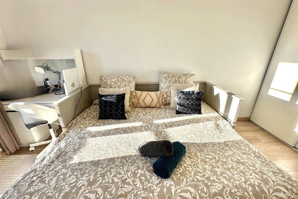 Tout Confort 4 Chambresjacuzzibarbecuejardin in Libourne, Libourne region