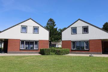 Ferienpark für 8 Personen, mit Balkon/Terrasse und Sauna sowie Terrasse in Gelderland