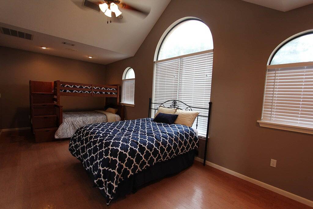 Waterfront Get-away, Rayburn Land in Sam Rayburn Reservoir