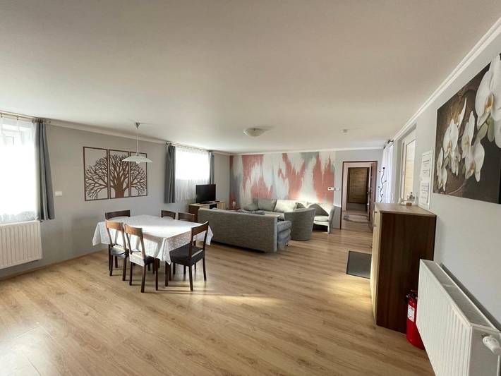 BnB für 10 Personen, mit Pool und Garten sowie Sauna und Ausblick in Tschechien - 4