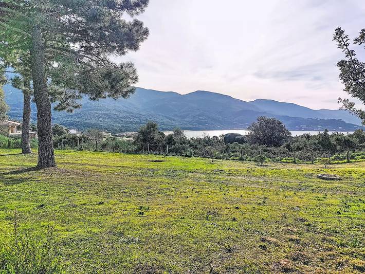 Location de vacances pour 4 personnes, avec terrasse à Calcatoggio - 2