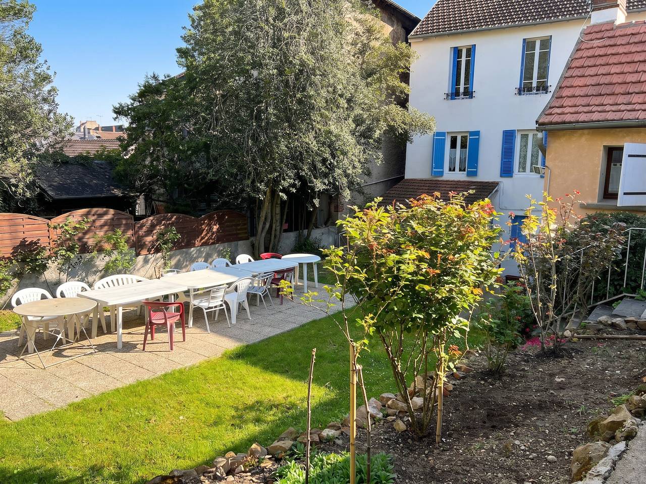 Ganze Wohnung, Gemütliche Wohnung in Néris-les-Bains - 30 m² - Parkplatz in Néris-les-Bains, Montluçon und Umgebung