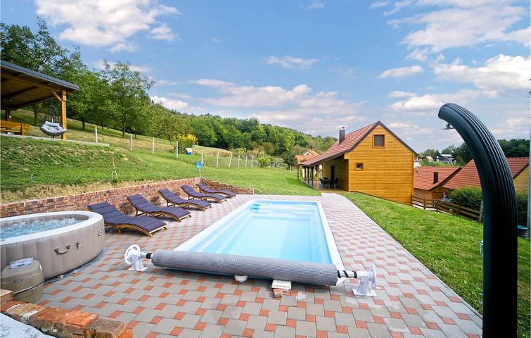 Gemütliche 2-Zimmer-Wohnung mit Pool, WLAN und Parkplatz in Zagreb und Umgebung