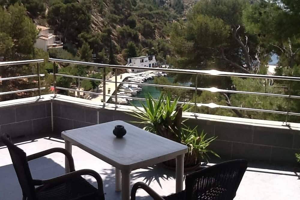Apartamento entero, Apartamento independiente en villa, en los pinos con vistas al mar. in Ensuès-la-Redonne, Istres region