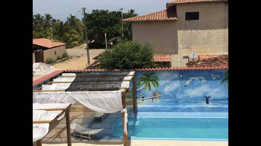 Casas e apartamentos de temporada para 23 pessoas, com vista e jardim e ainda piscina and terraço, com animais de estimação em Nova Viçosa