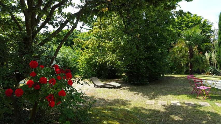 Gîte pour 6 personnes, avec piscine et jardin à Rillieux-la-Pape - 2