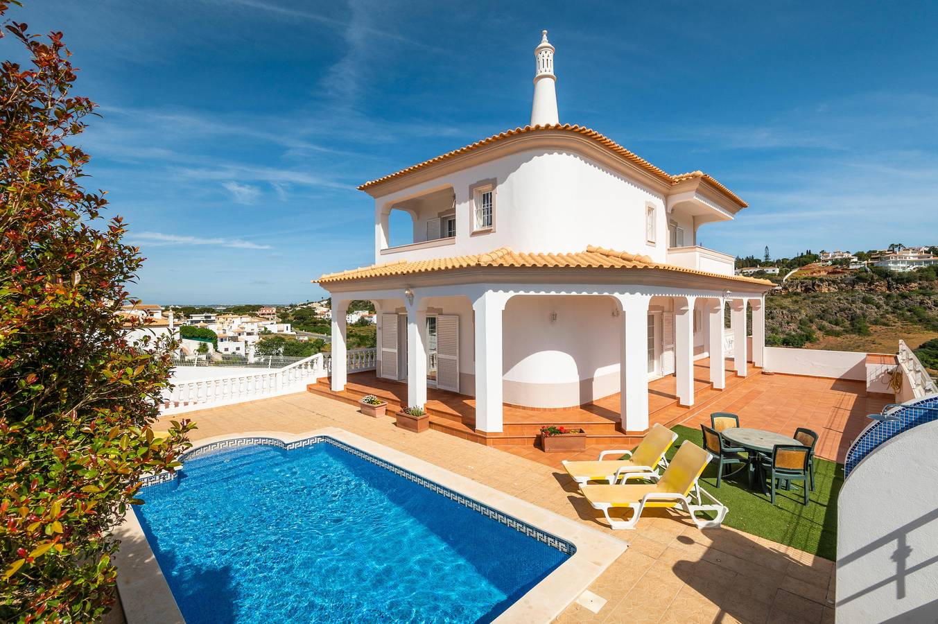 Villa for 8 people with balcony in Albufeira, Faro District