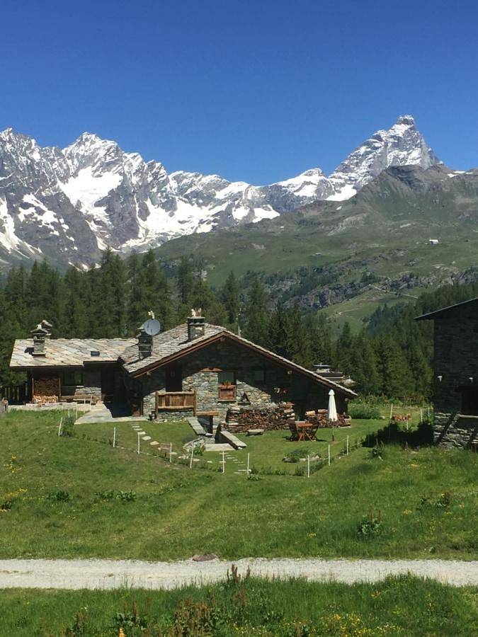 One-Bedroom Chalet in Cheneil, Valtournenche