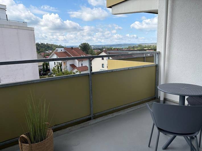Ganze Wohnung, Romantische Seekoje mit Balkon und Indoor-Gemeinschaftspool in Uhldingen-Mühlhofen in Oberuhldingen, Uhldingen-Mühlhofen