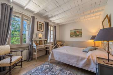 Villa pour 10 Personnes dans Arles, Parc naturel régional de Camargue, Photo 4