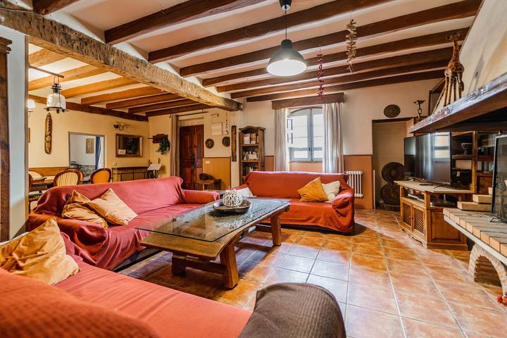 Casa Rural 'Laguna Herrera' en Segovia, piscina privada, jardín y hasta 14 personas in Campo de Cuéllar, Cuéllar 