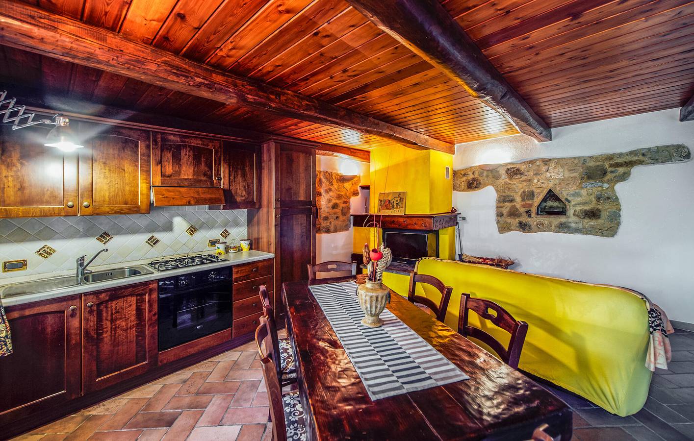 Ganze Ferienwohnung, Castiglione Oasis Wohnung mit Pool & Parkplatz in Castiglione d'Orcia, Castiglione d'Orcia und Umgebung