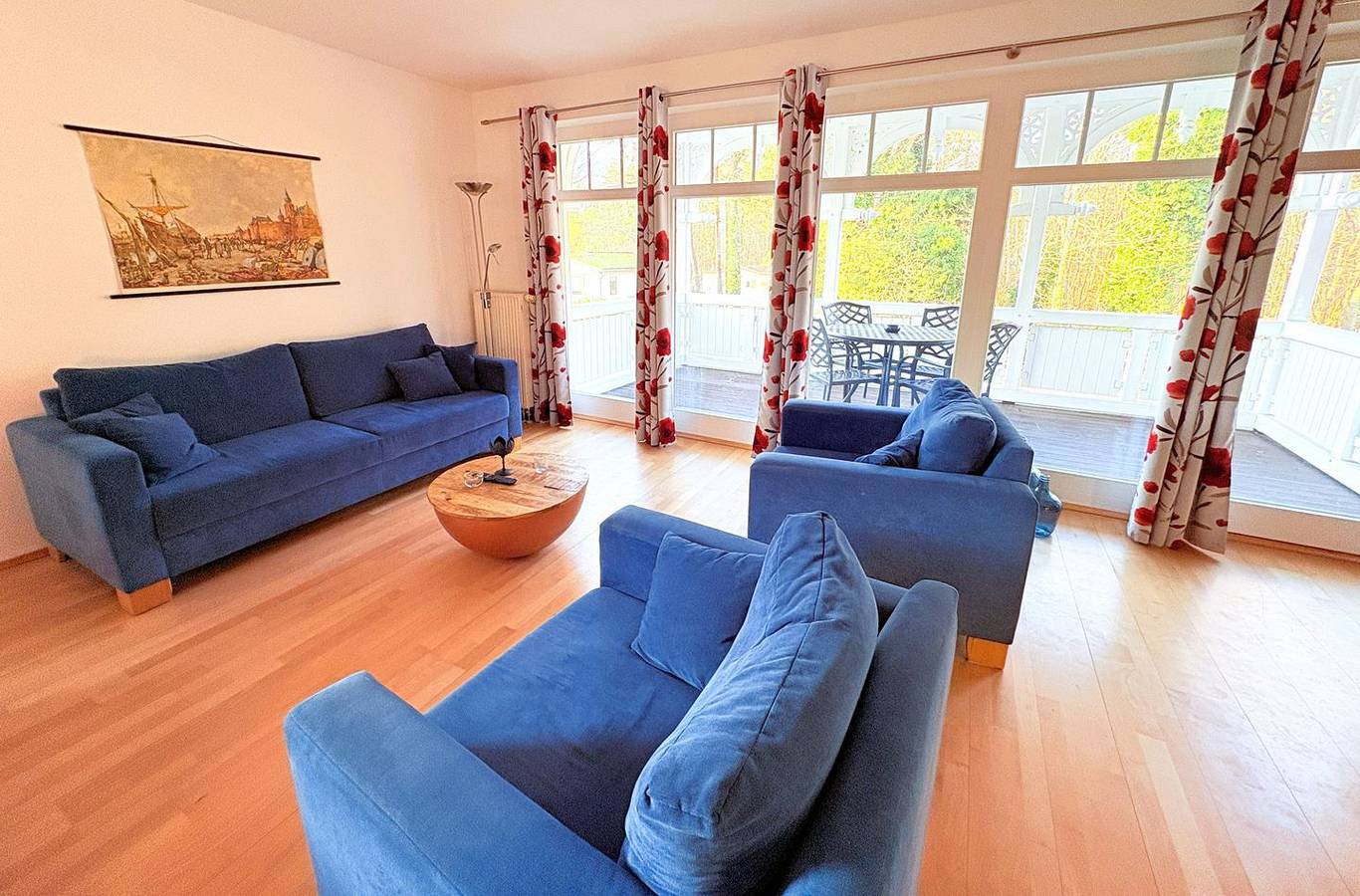 Ganze Wohnung, Familienfreundliche 3-Zimmer-Ferienwohnung mit Balkon nahe Strand Schaabe in Breege, Rügen
