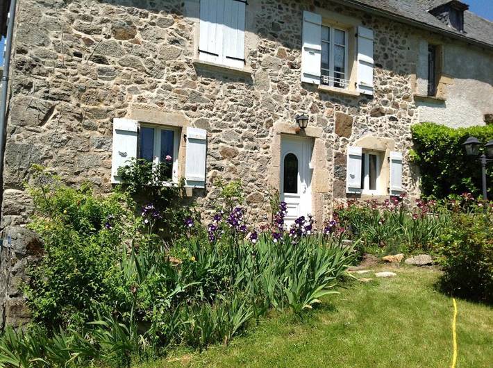 Location de vacances pour 4 personnes, avec terrasse, animaux acceptés à Maleville