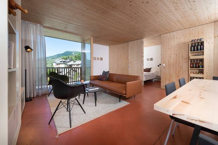 Ferienwohnung für 4 Personen, mit Ausblick und Balkon in Sent