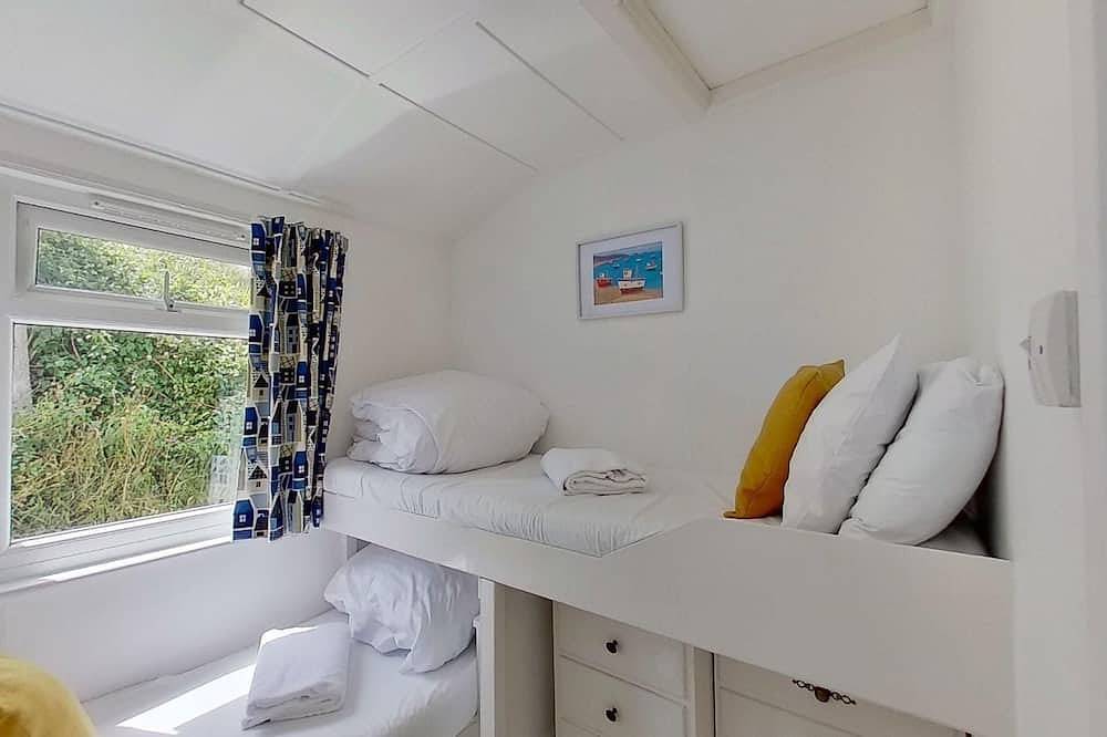 E20 The Firs, Riviere Towans in Hayle, Cornwall