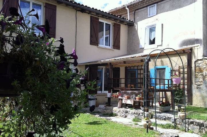 Ferienhaus für 6 Personen, mit Garten und Terrasse - 1