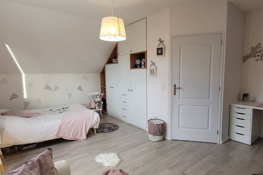 Chambre D'hôte à 2 pas de Paris, Idéal Pour le Jo. Grand Confort in Chambly, Río Oise