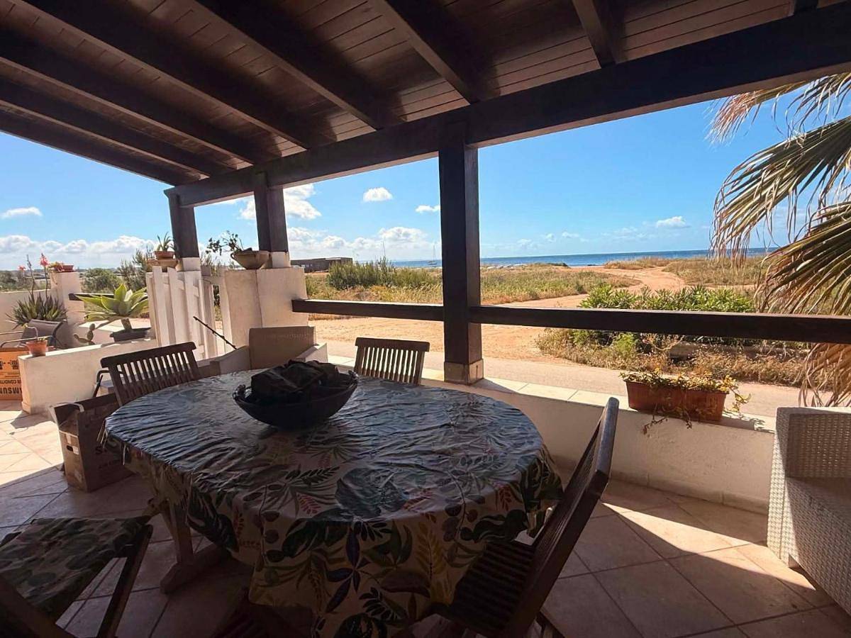 Home Music&Love vista mare in Favignana città, Favignana