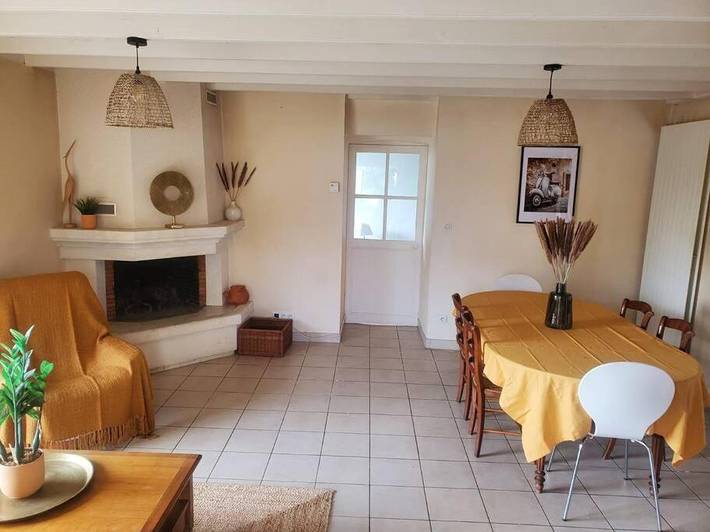 Location de vacances pour 6 personnes, avec jardin dans Le Puy-Saint-Bonnet - 4