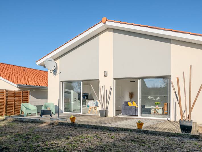 Maison de vacances pour 6 personnes, avec terrasse et jardin, animaux acceptés