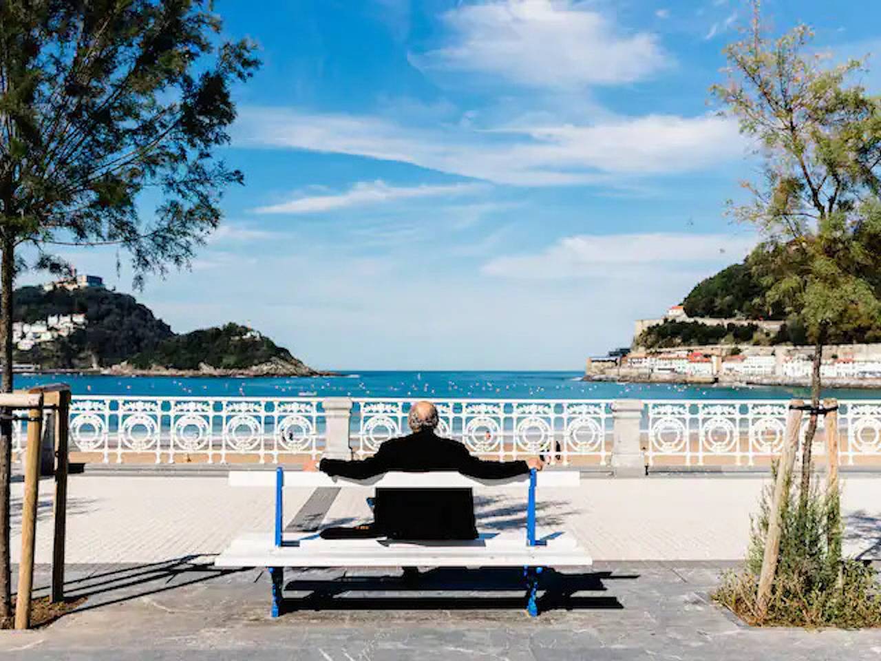 Entire apartment, Modern Apartment Near La Concha, Wifi in Playa de la Concha, San Sebastian