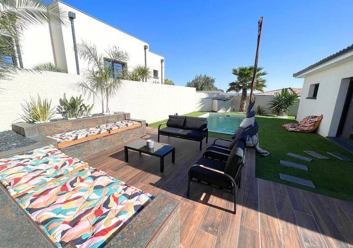 Location de vacances pour 9 personnes, avec piscine ainsi que jardin et jacuzzi à Sauvian - 4