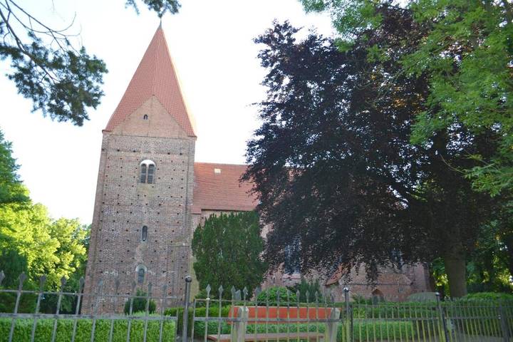 Ferienwohnung für 3 Personen, mit Garten und Ausblick in Oertzenhof - 2
