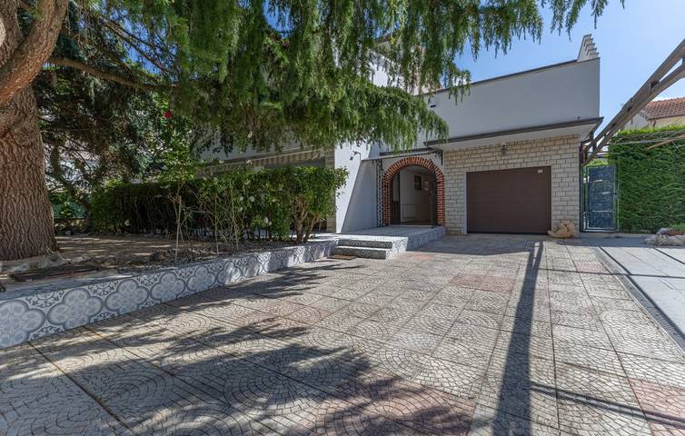 Villa für 10 Personen, mit Whirlpool in Poreč - 4
