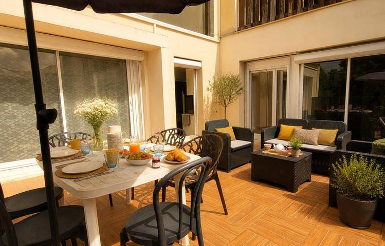 Appartement de vacances pour 8 personnes, avec Terrasse à Cergy