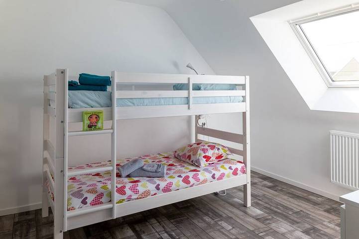 Location de vacances pour 7 personnes, avec jardin à Lantic - 2