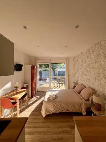 Gîte pour 2 personnes, avec jardin et terrasse, animaux acceptés à Marguerittes