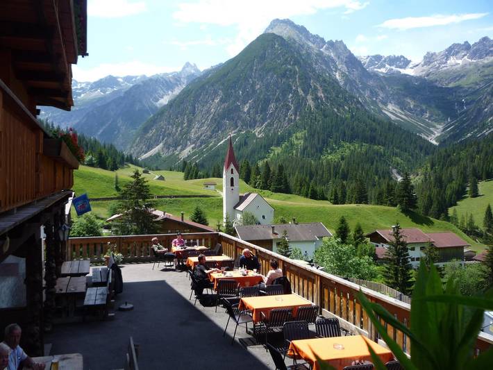 Dreibettzimmer, Dusche, Wc, Balkon in Lechtaler Alpen, Gramais