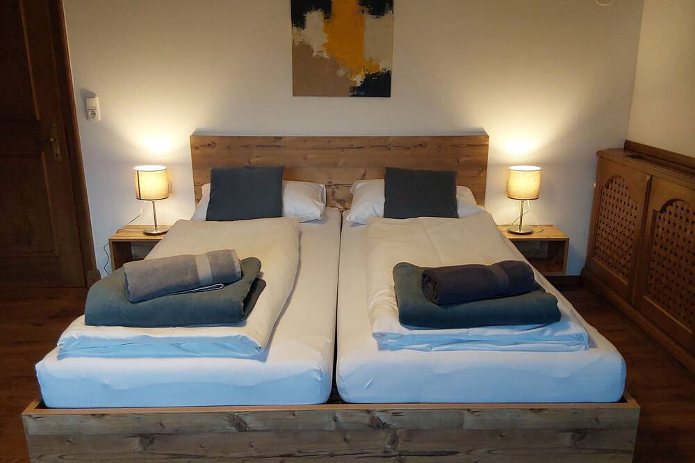 Guesthouse Huber family room in Mittersill, Kitzbüheler Alpen