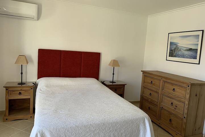 Erstaunliches T5 Stadthaus im alten Dorf Vilamoura mit direktem Zugang zum Hauptpool. in Vilamoura, Quarteira