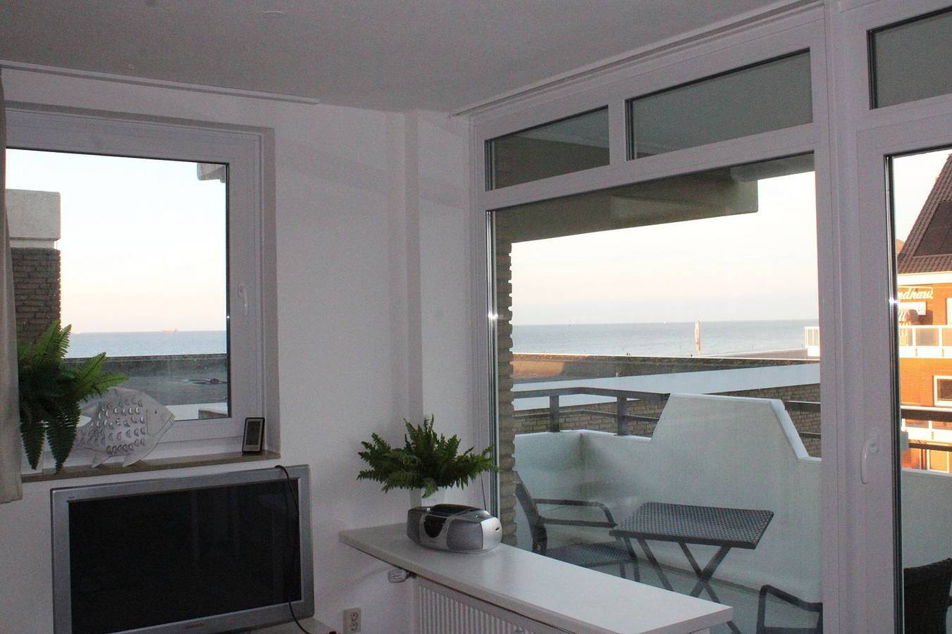 Ganze Wohnung, Ferienwohnung mit Balkon und Meerblick in Cuxhaven-Duhnen in Duhnen, Cuxhaven