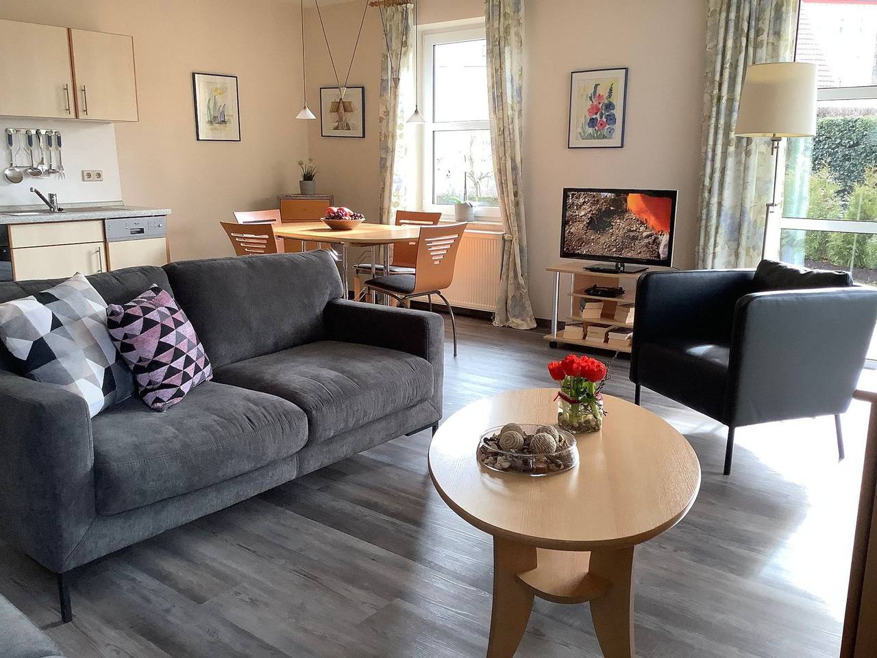 Ganze Ferienwohnung, Am Seeufer 26c Eg rechts - Am Seeufer 26 c (Eg rechts) in Waren (Müritz), Müritz